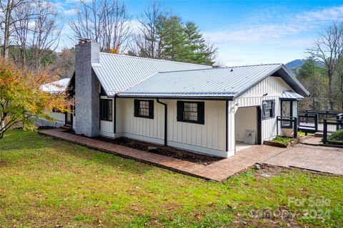 A home in Hendersonville