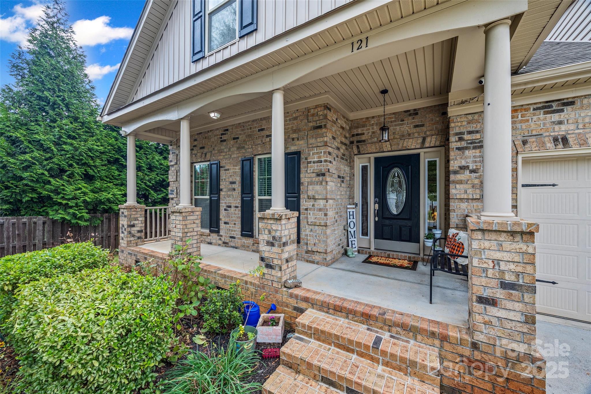 121 Misty Woods Drive