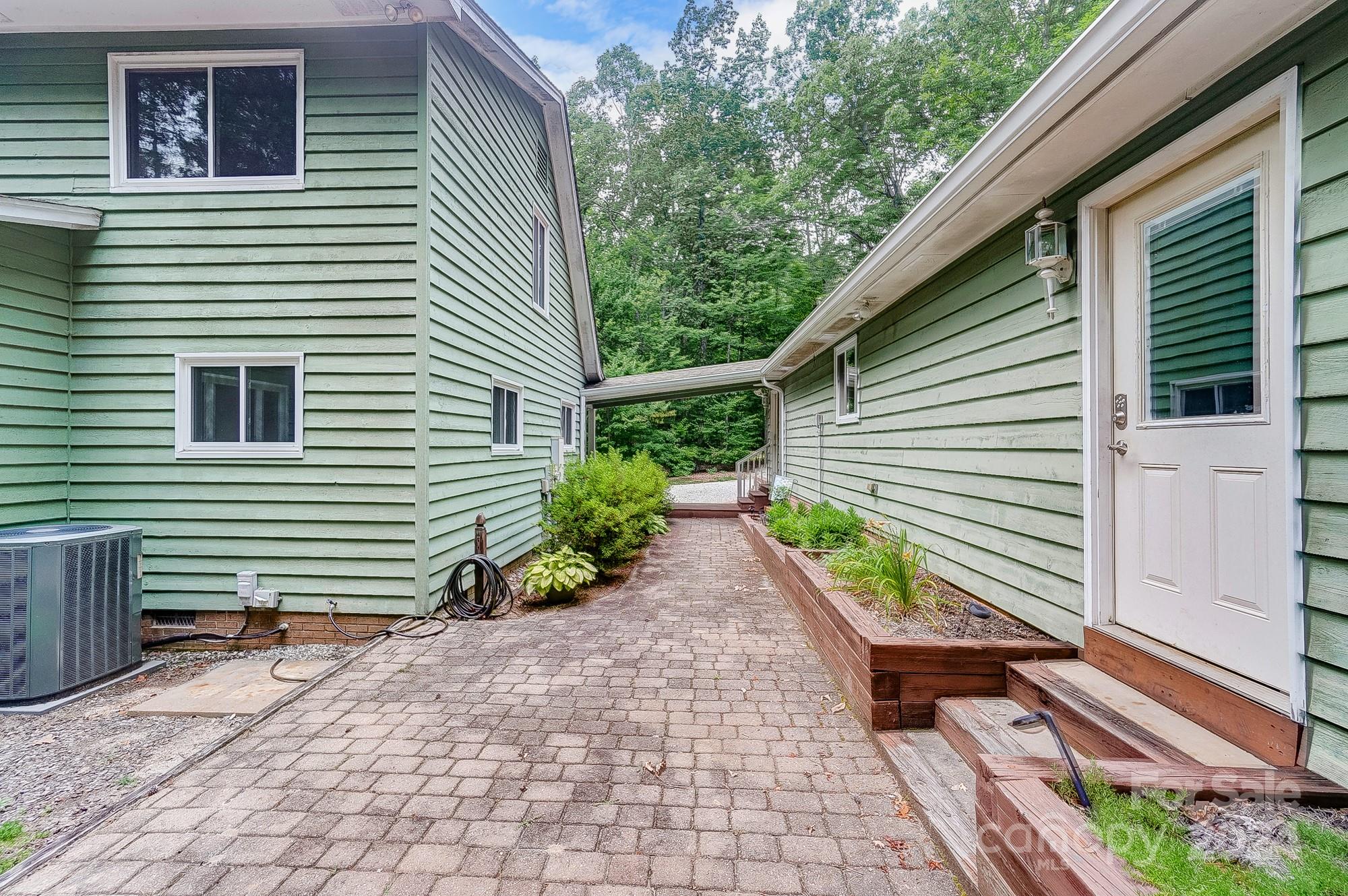 Royal Oaks - Residential