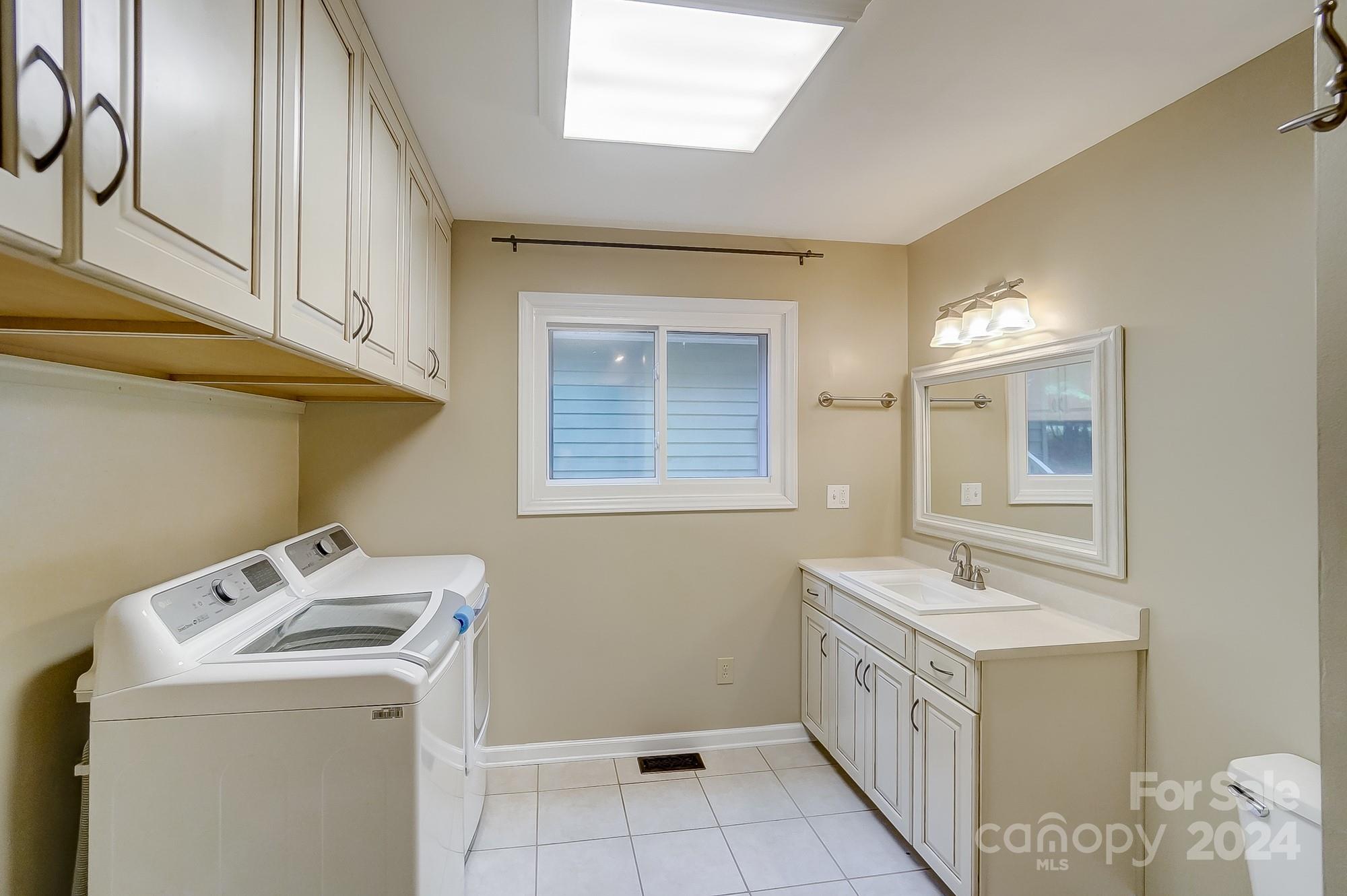 Royal Oaks - Residential