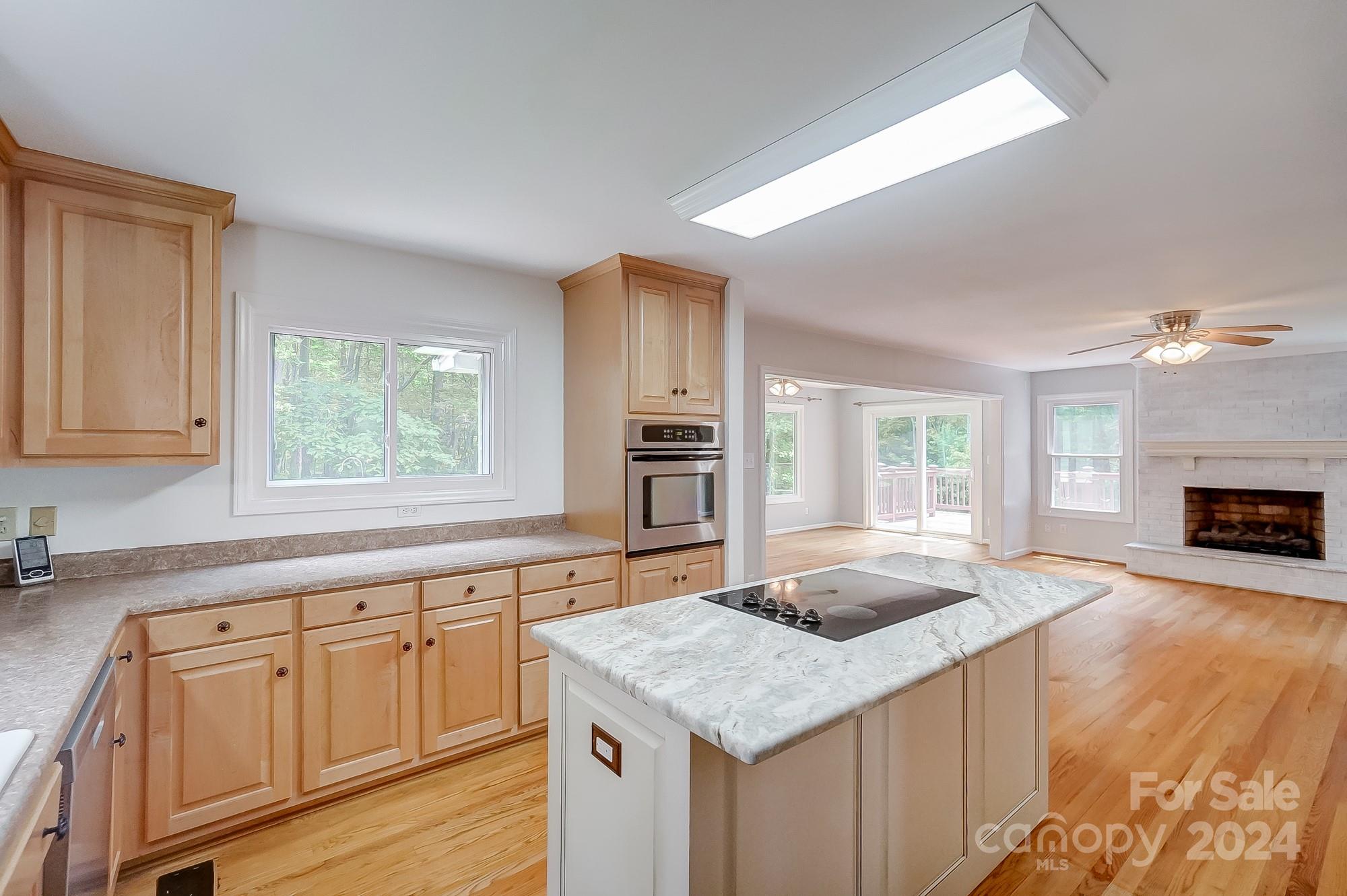 Royal Oaks - Residential