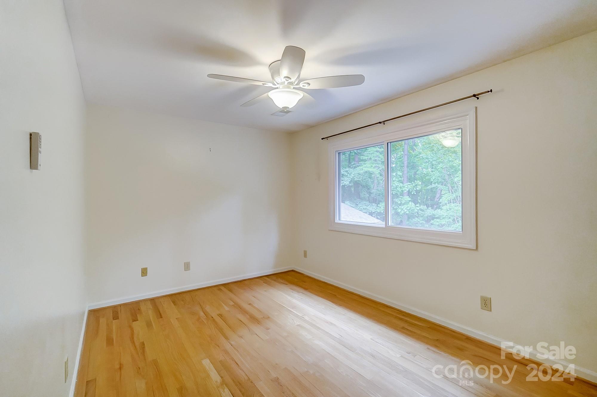 Royal Oaks - Residential