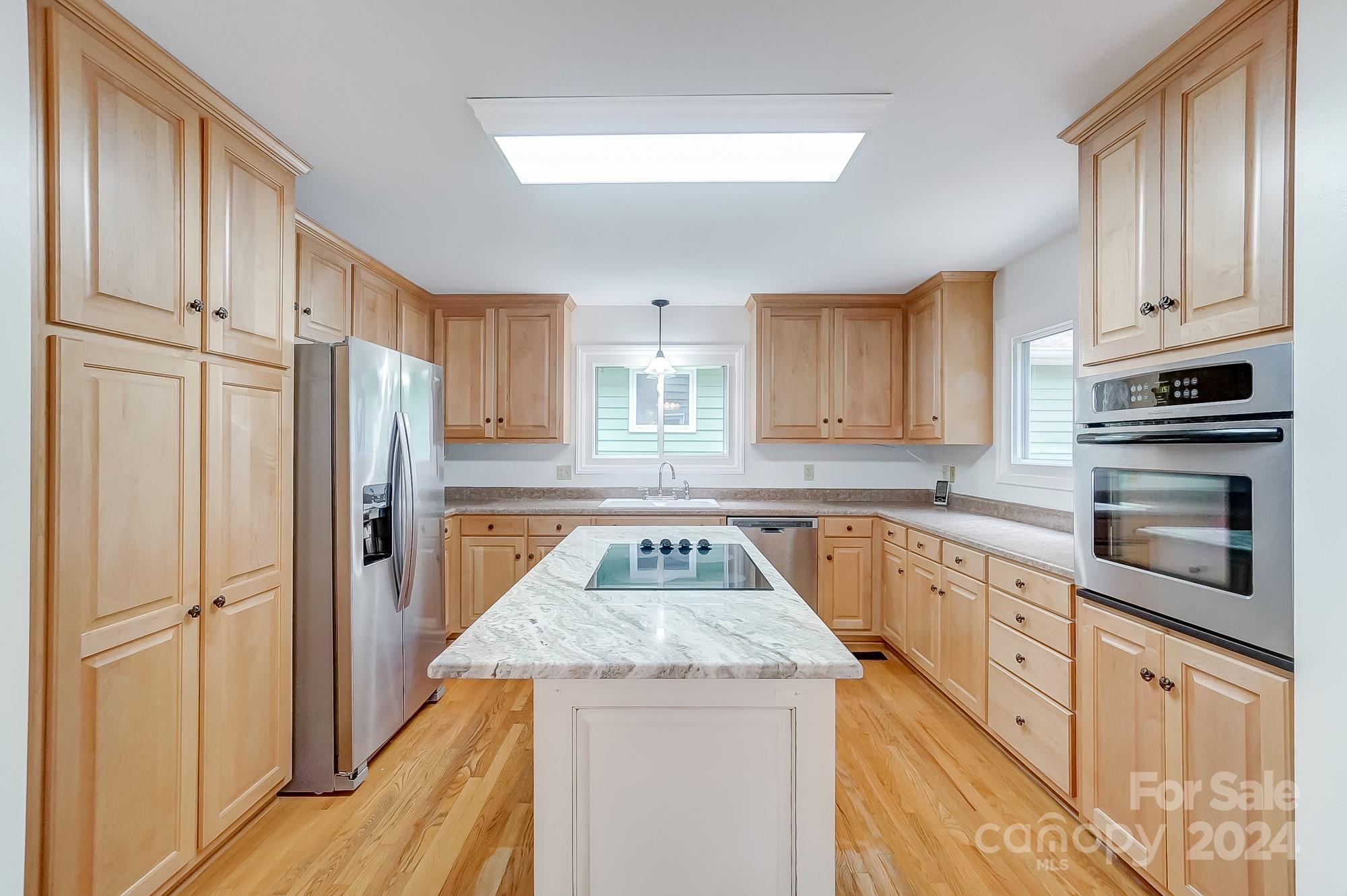 Royal Oaks - Residential