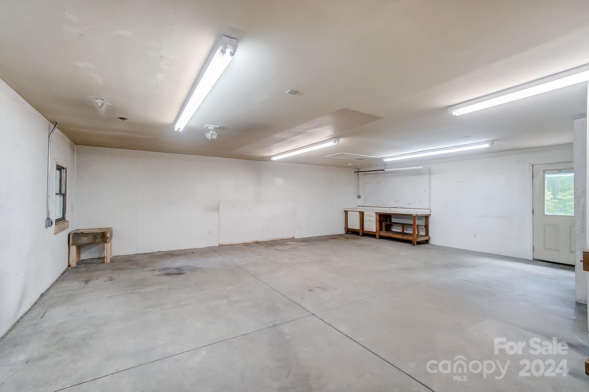 Royal Oaks - Residential