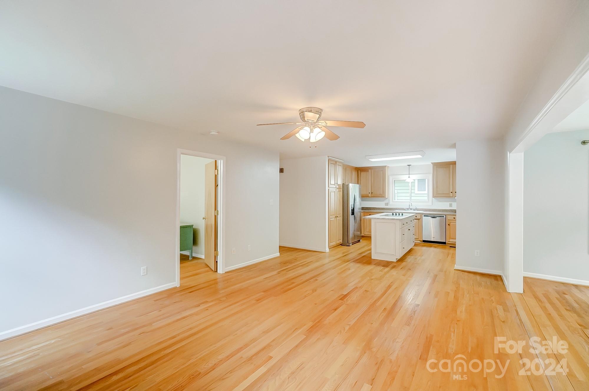 Royal Oaks - Residential