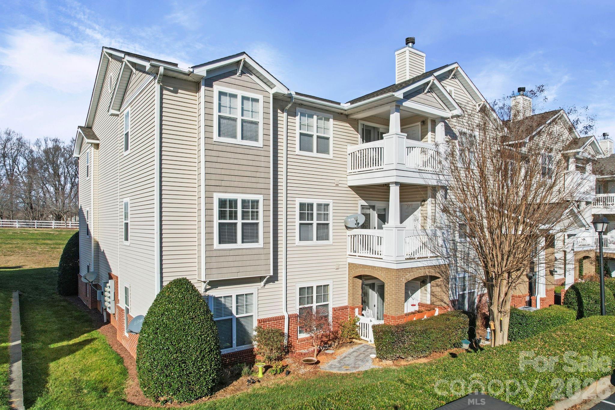 Alexander Chase - Residential