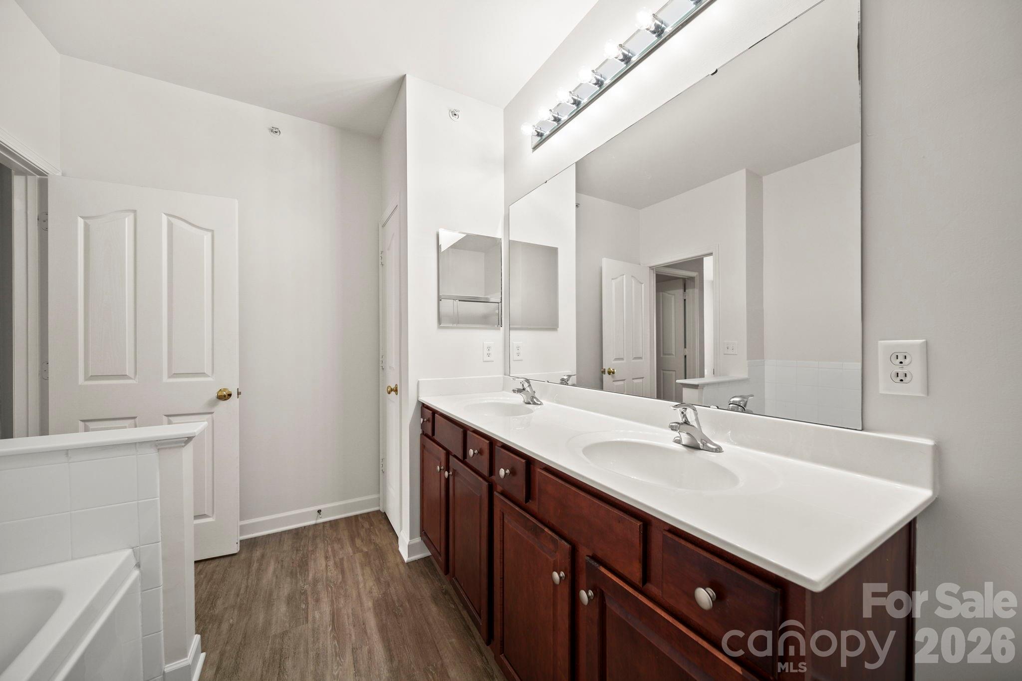 Alexander Chase - Residential