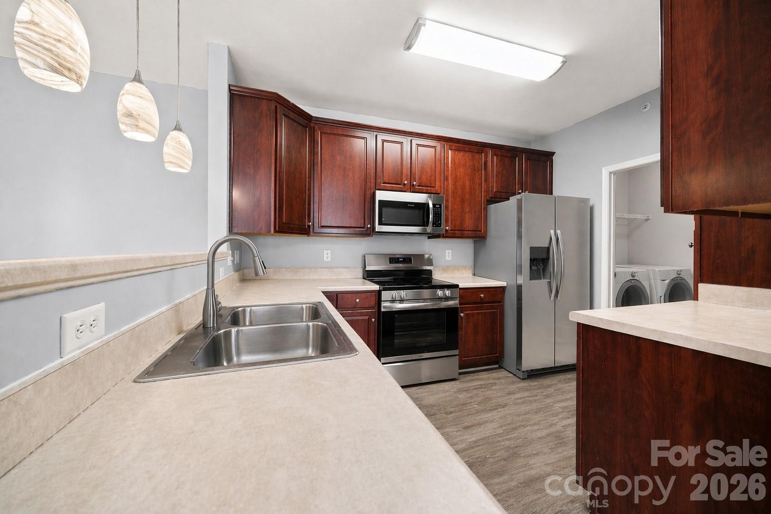 Alexander Chase - Residential