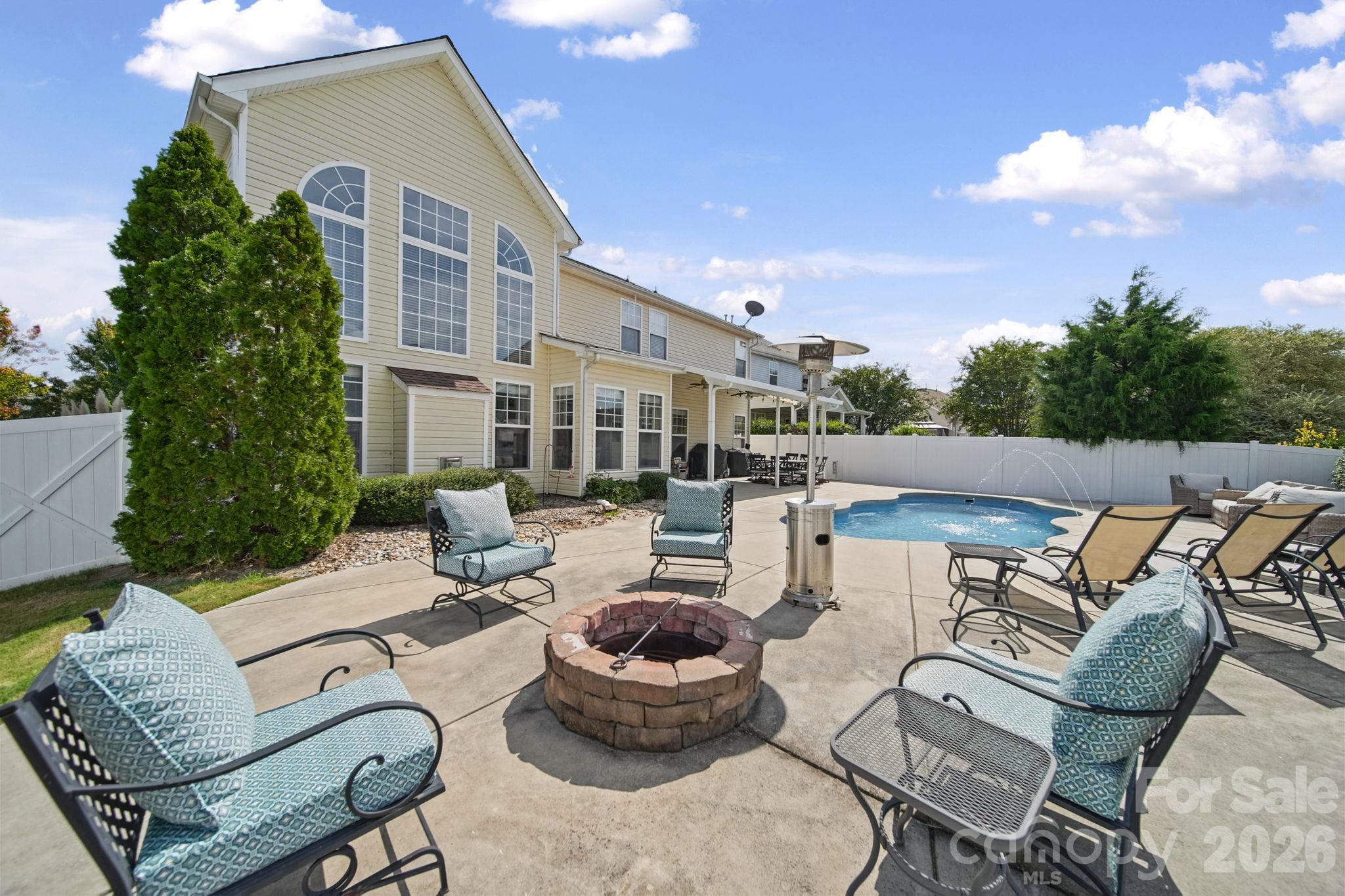 3604 Grovecreek Pond Drive