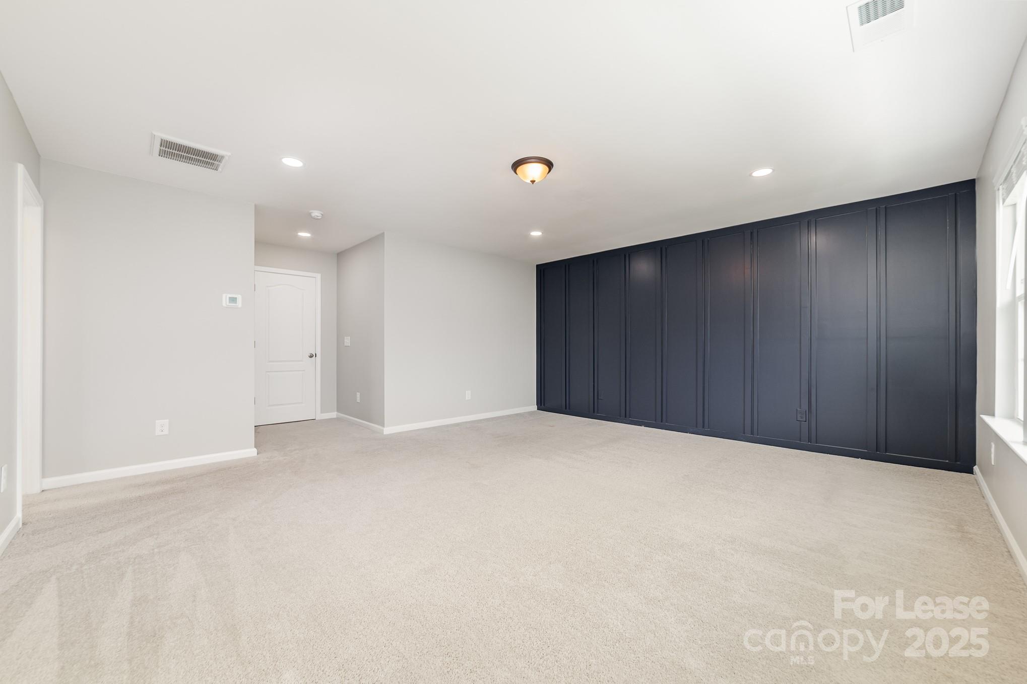 Oakland Pointe - Residential Lease