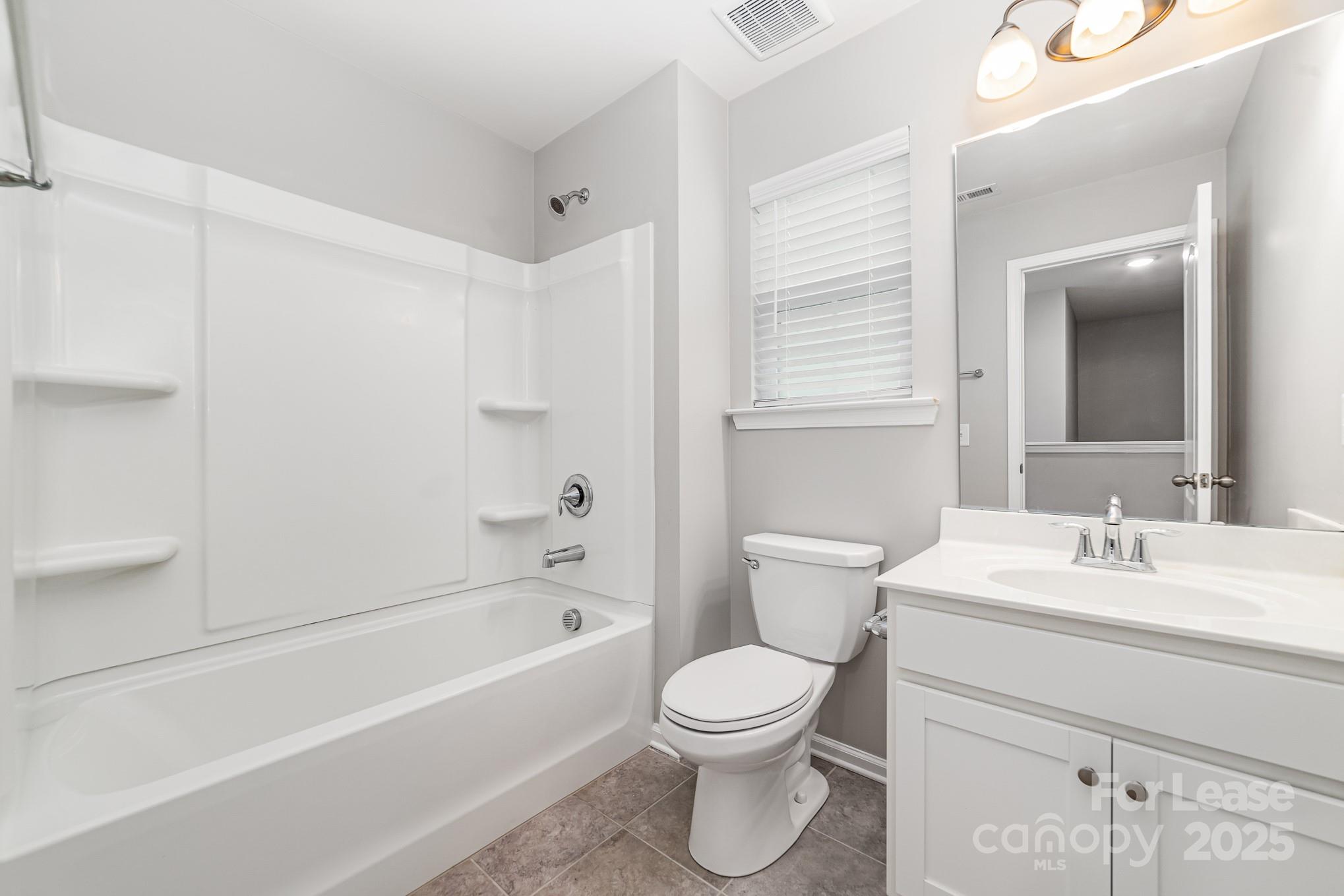 Oakland Pointe - Residential Lease