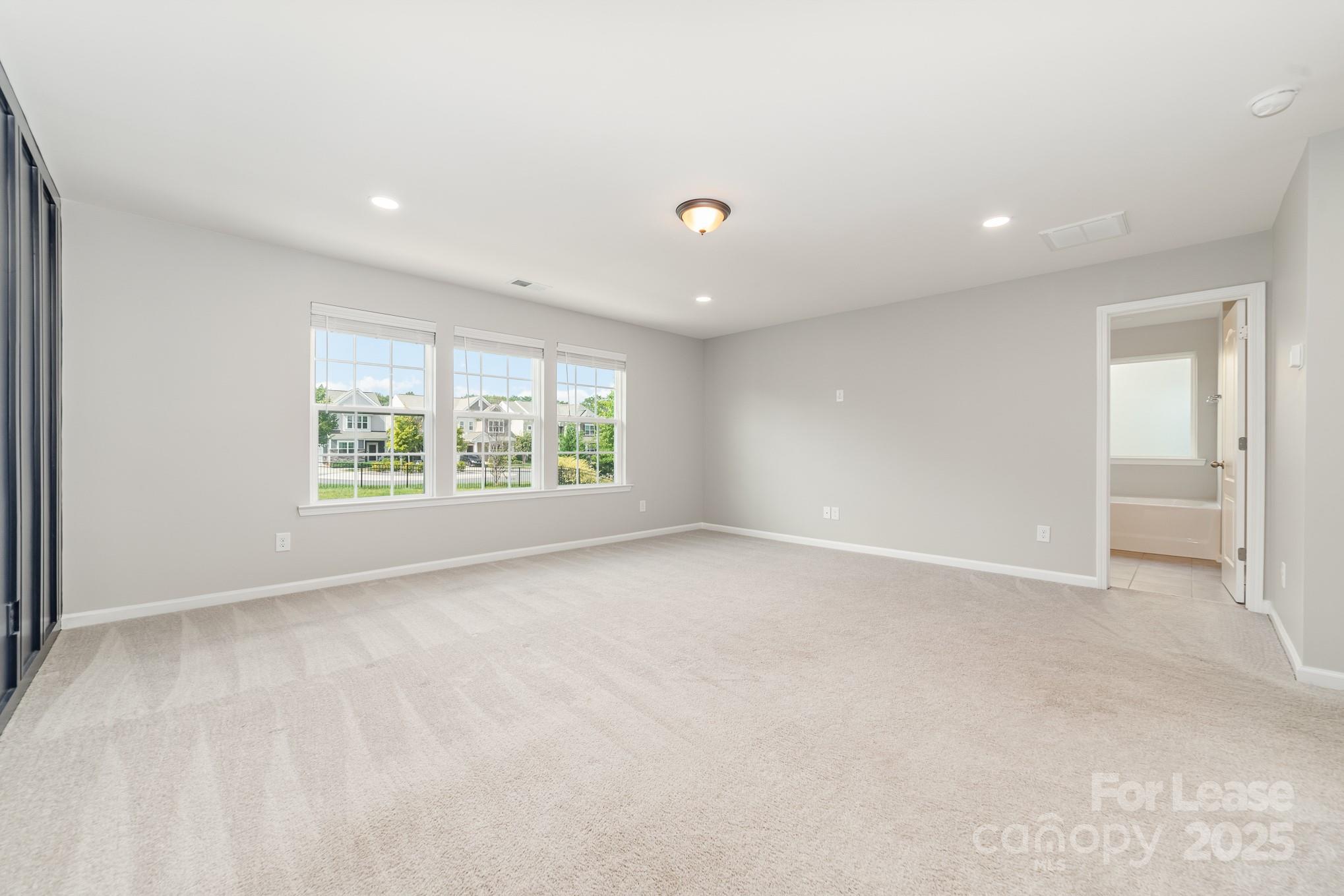 Oakland Pointe - Residential Lease