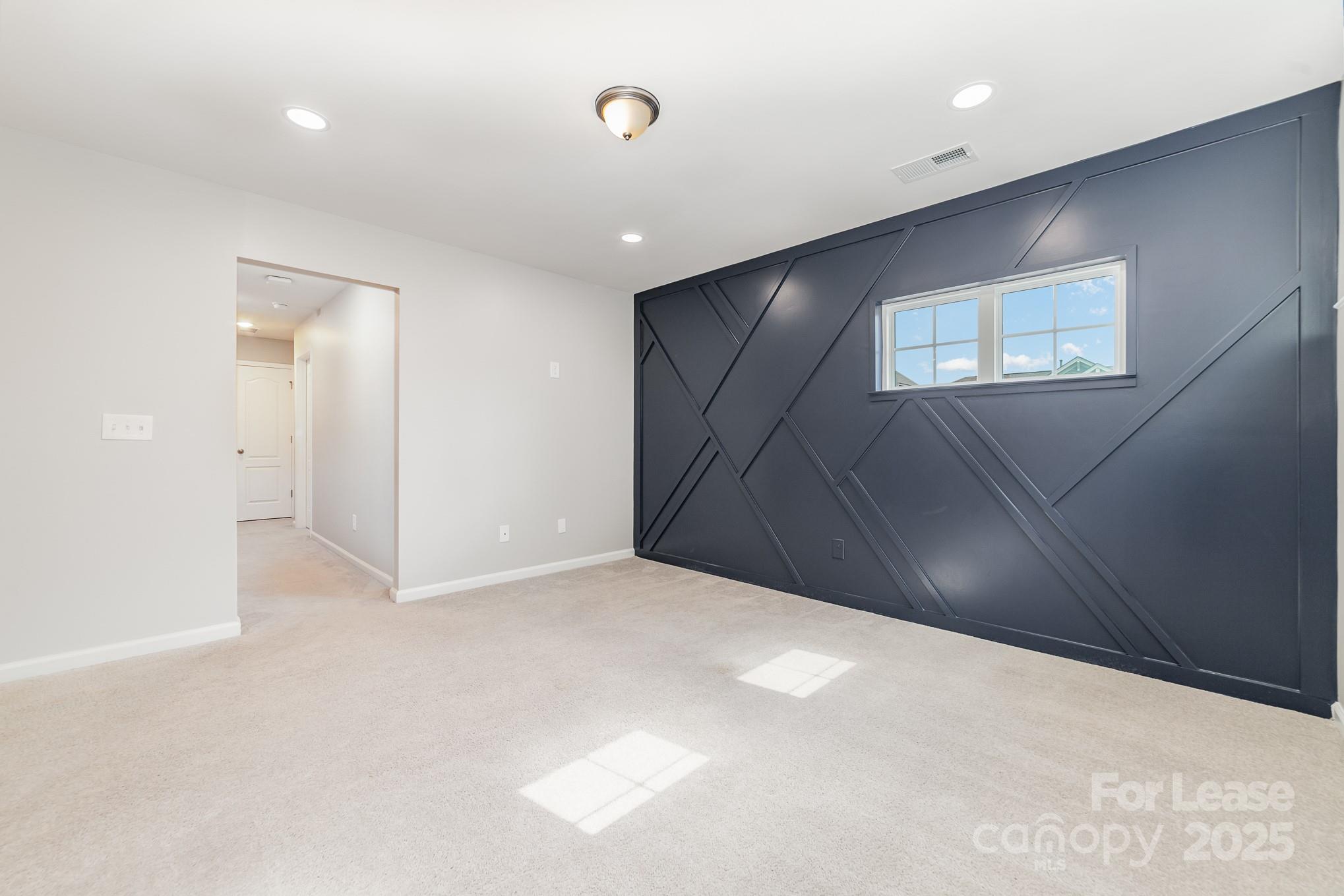 Oakland Pointe - Residential Lease