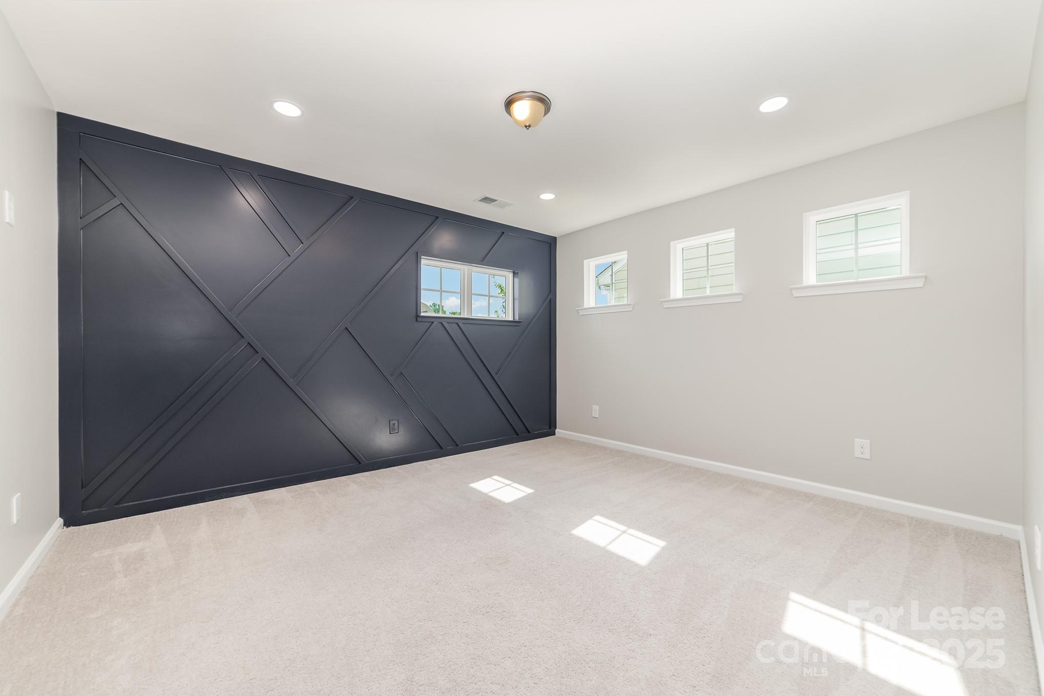 Oakland Pointe - Residential Lease