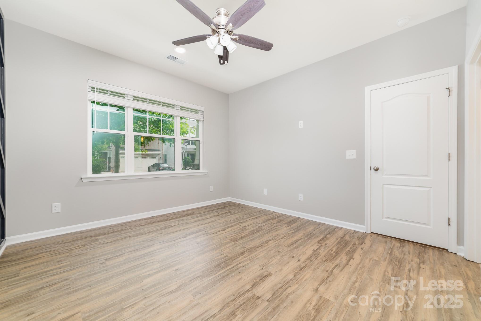 Oakland Pointe - Residential Lease