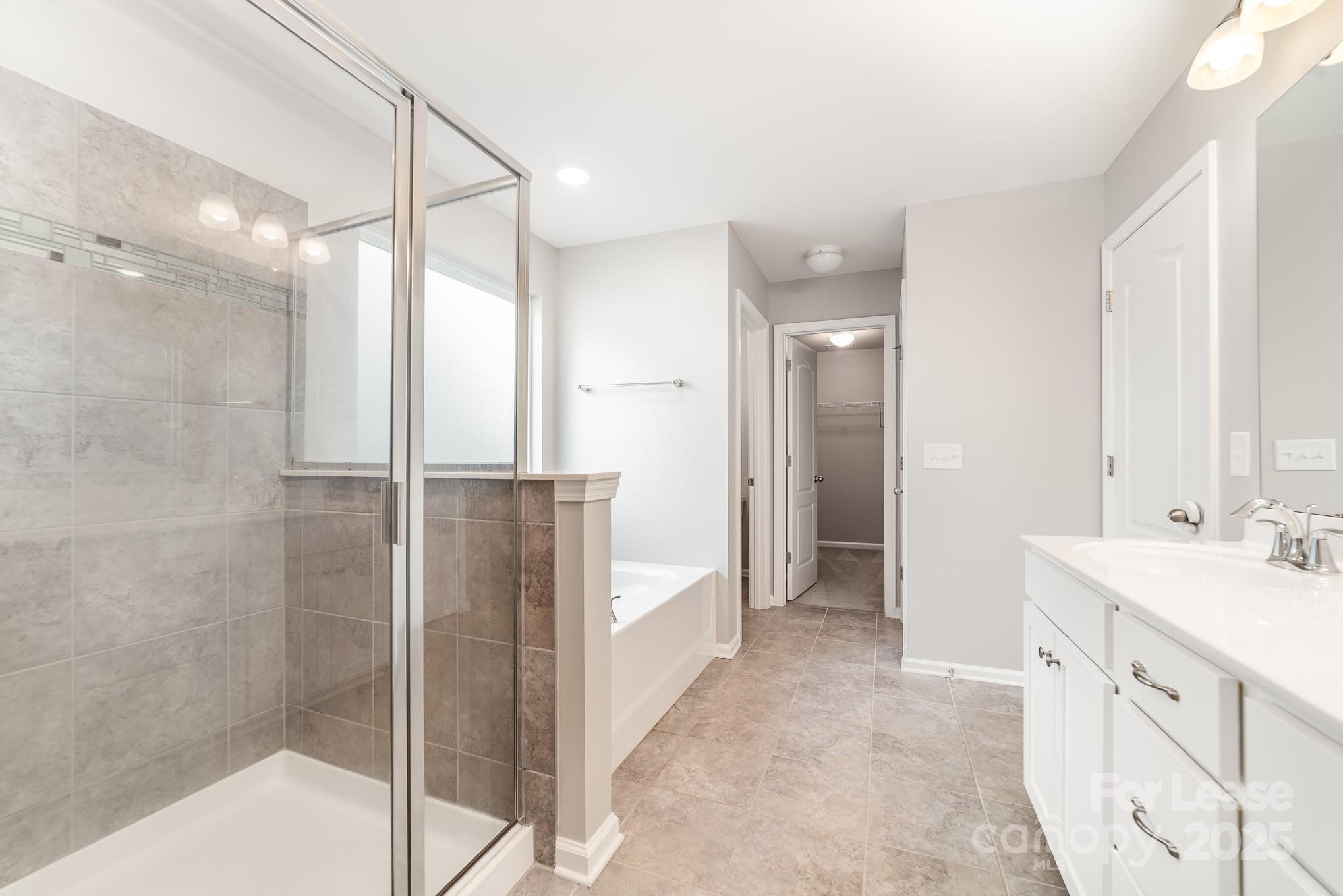 Oakland Pointe - Residential Lease