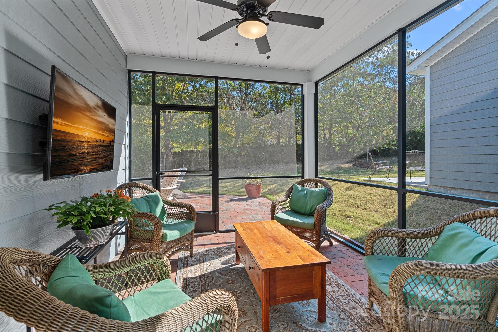 Grove Manor - Residential