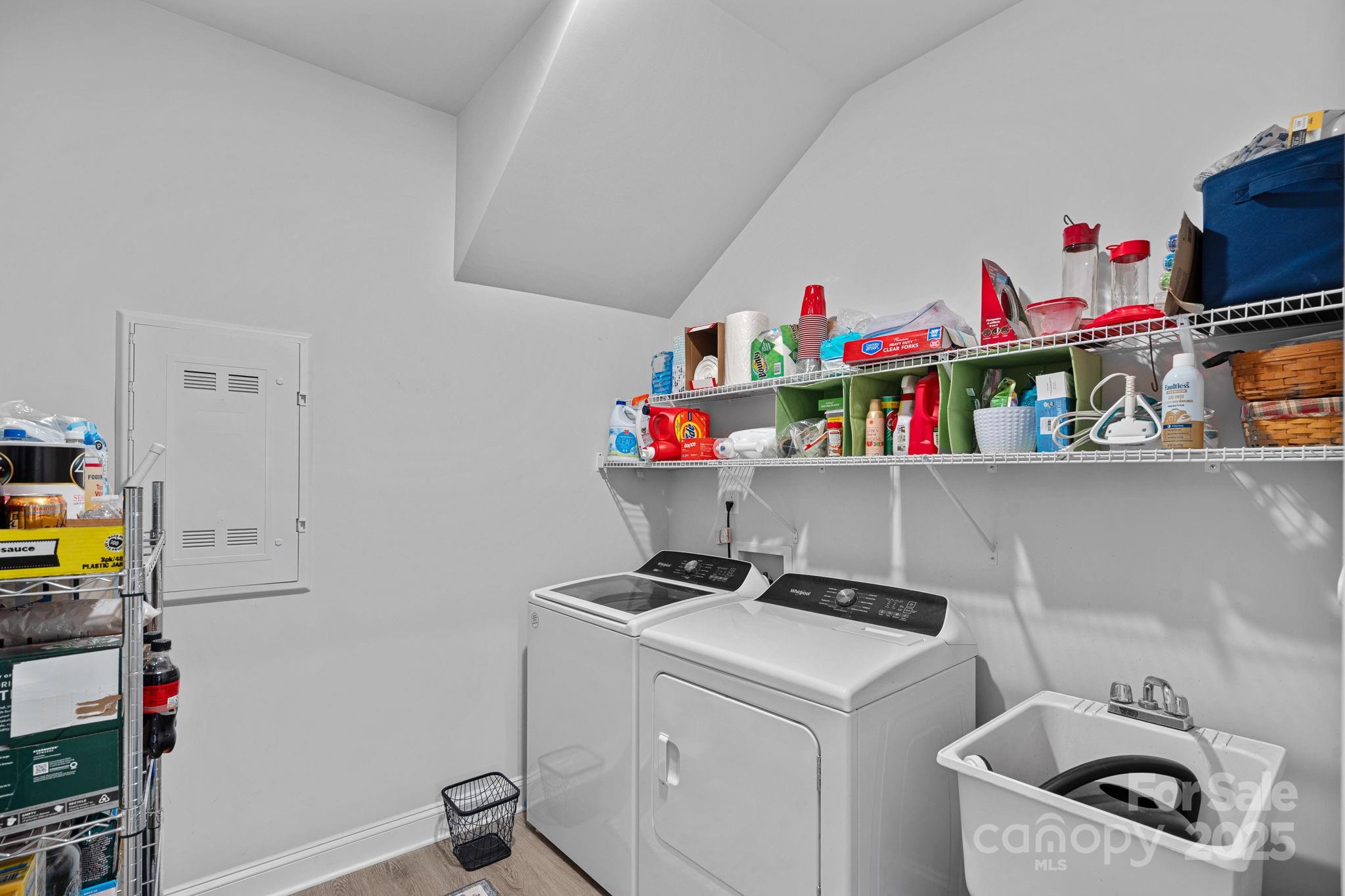 Grove Manor - Residential