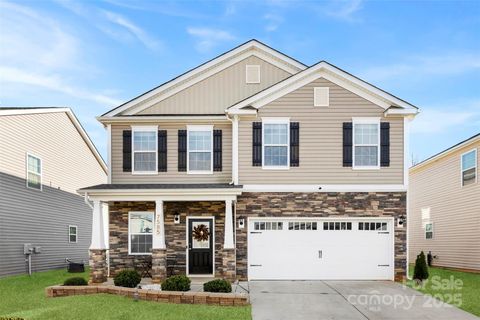 Photo of 7585 Stonehouse Drive, Gastonia, NC 28056 (MLS # 4332236)
