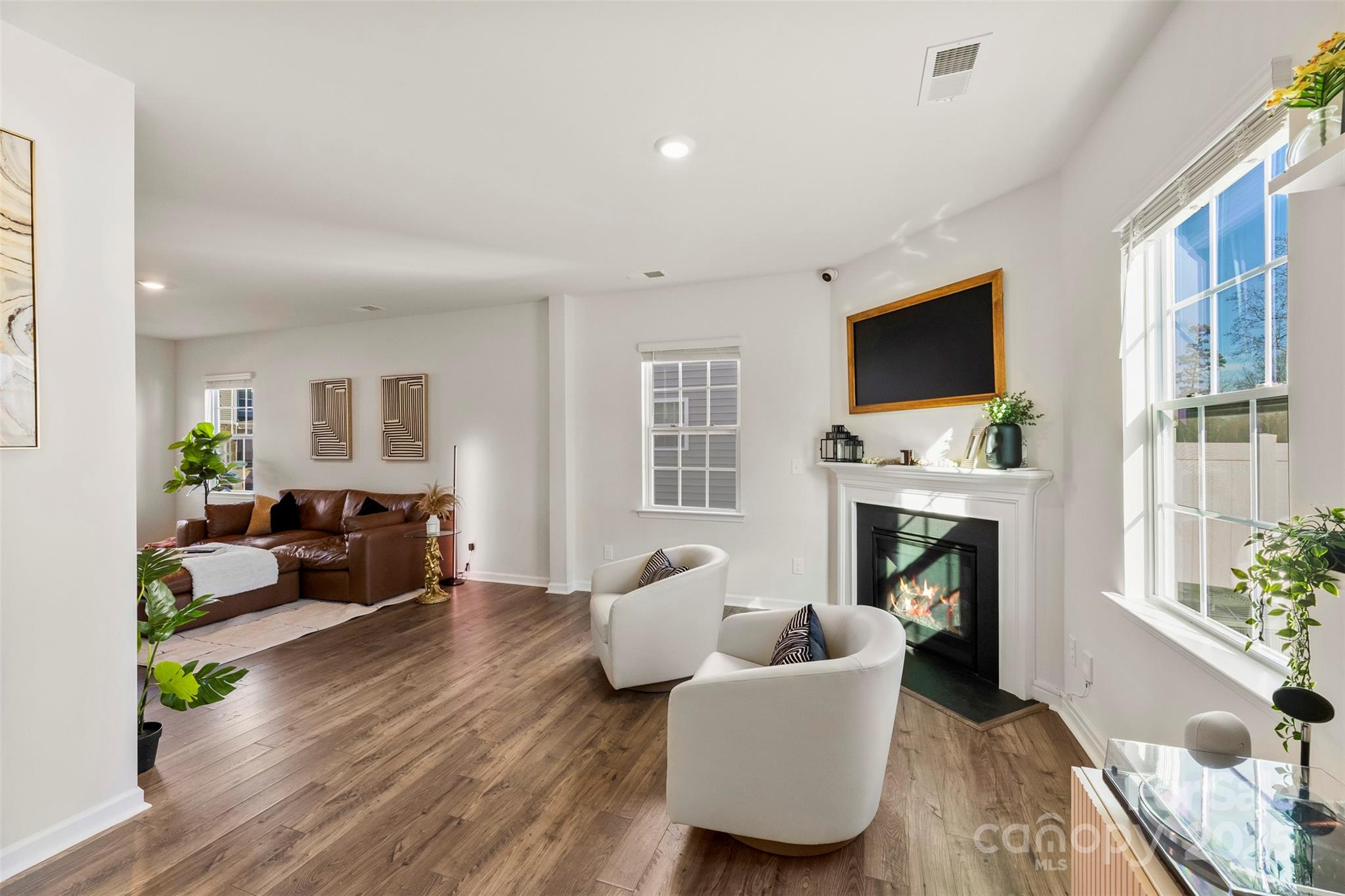 NOLEN FARM - Residential