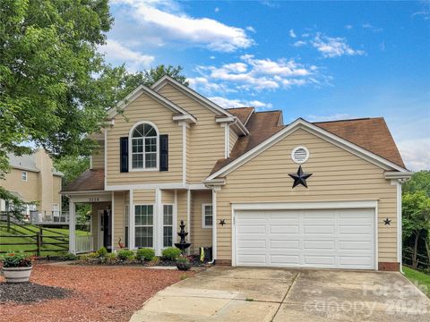 Photo of 3028 Pennridge Place, Matthews, NC 28105 (MLS # 4360918)