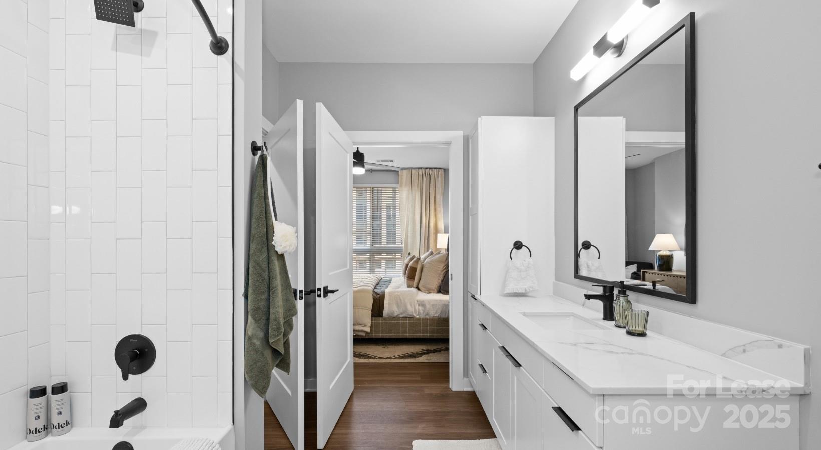 Charlotte, North Carolina 28205, United States, 1 Bedroom Bedrooms, ,1 BathroomBathrooms,Residential,Active,46956