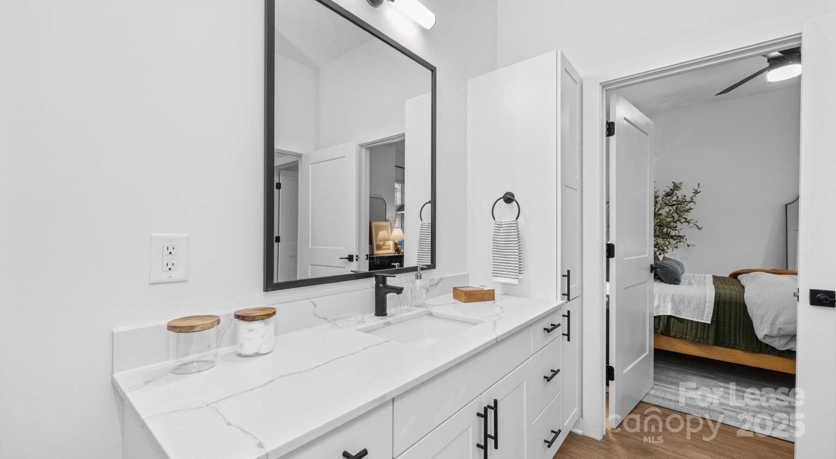 Charlotte, North Carolina 28205, United States, 1 Bedroom Bedrooms, ,1 BathroomBathrooms,Residential,Active,46956