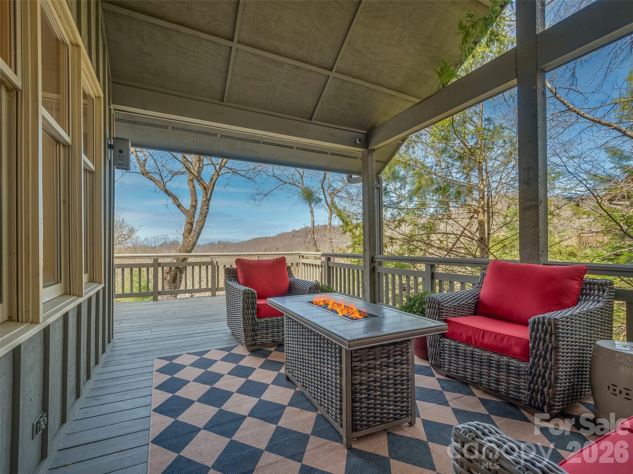 Champion Hills - Residential