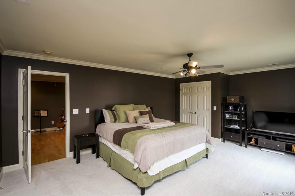 Hilton Meadows - Residential