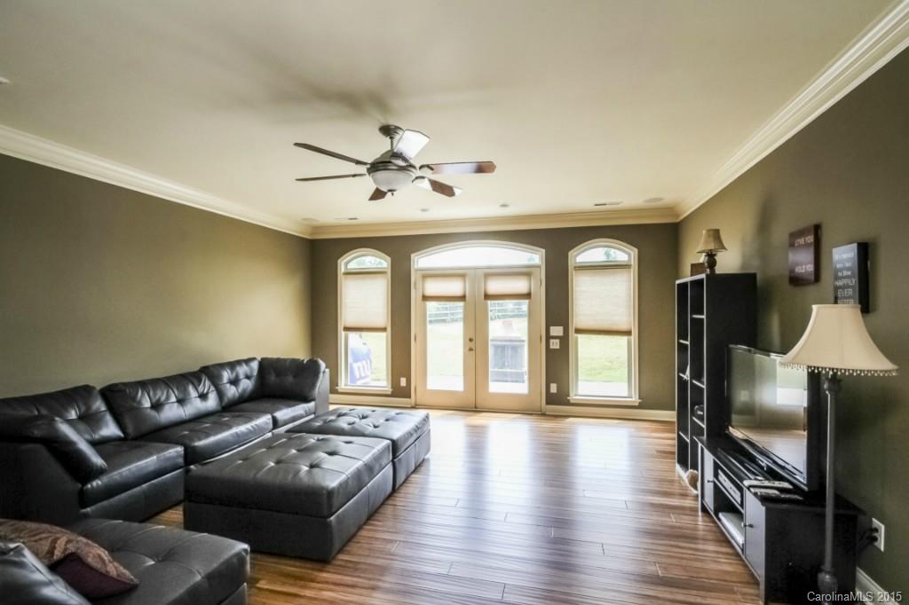 Hilton Meadows - Residential