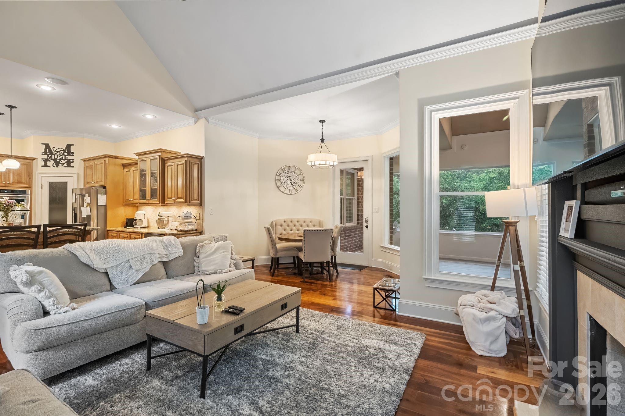 Misty Waters - Residential