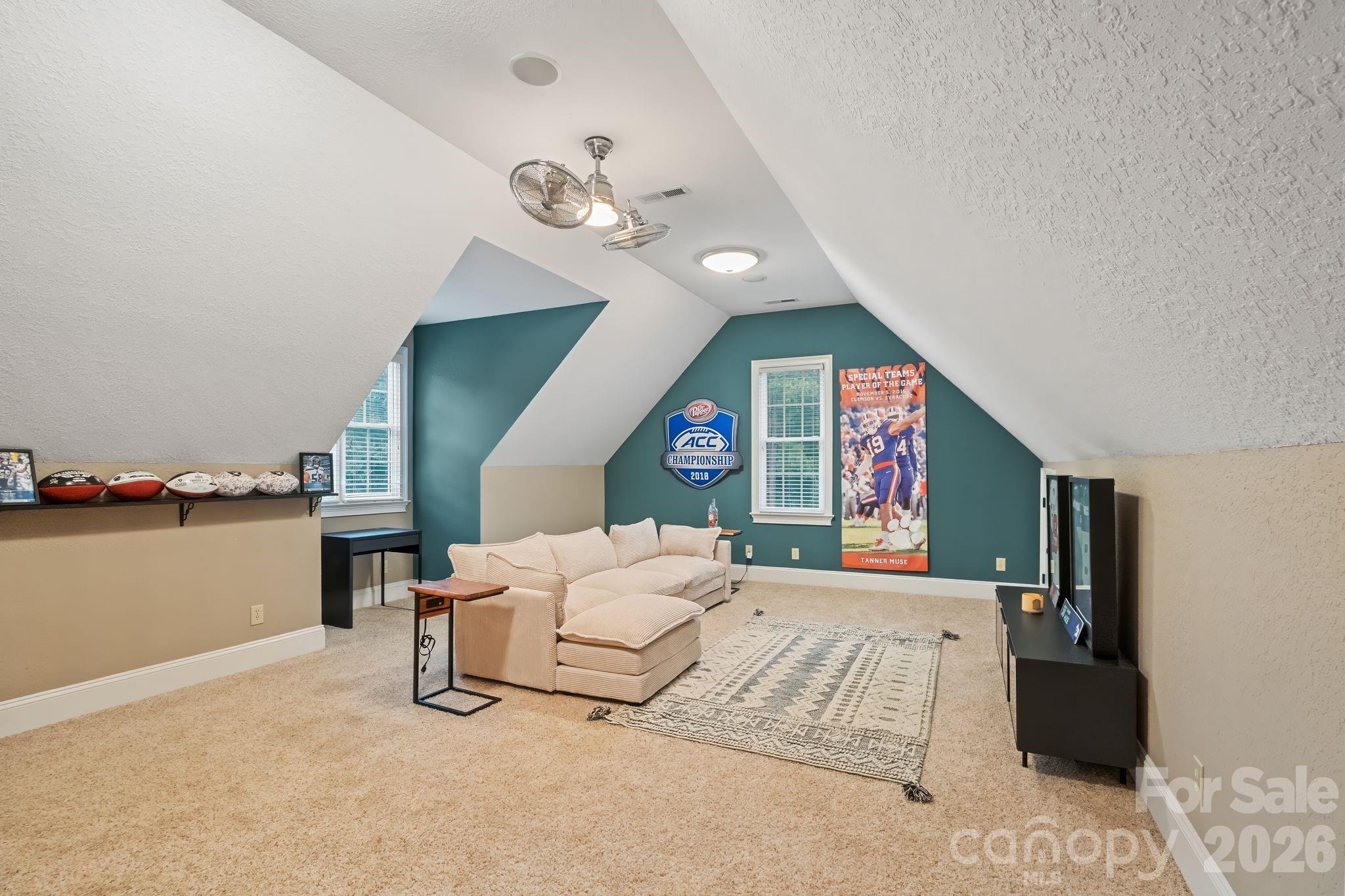 Misty Waters - Residential