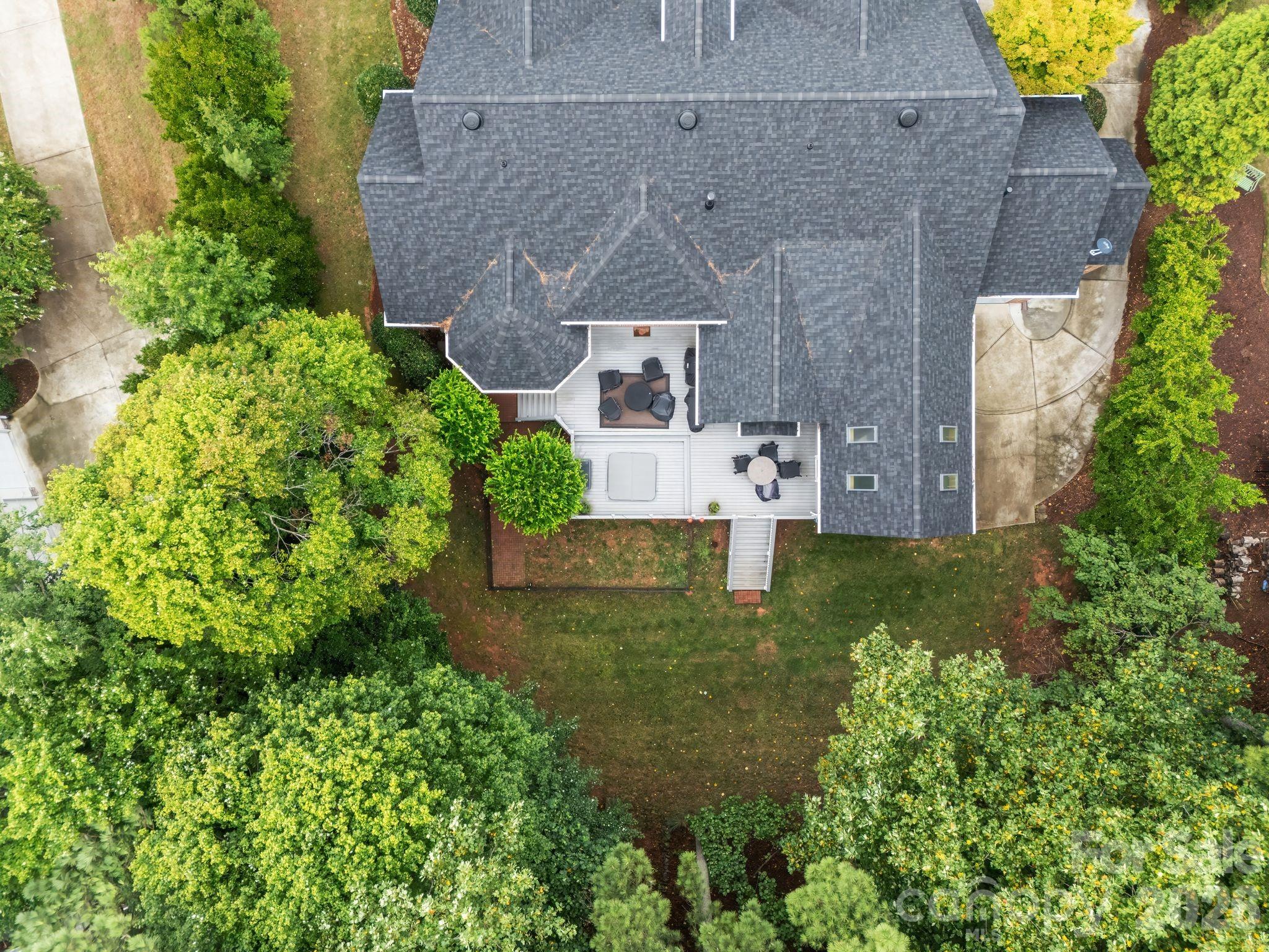 Misty Waters - Residential