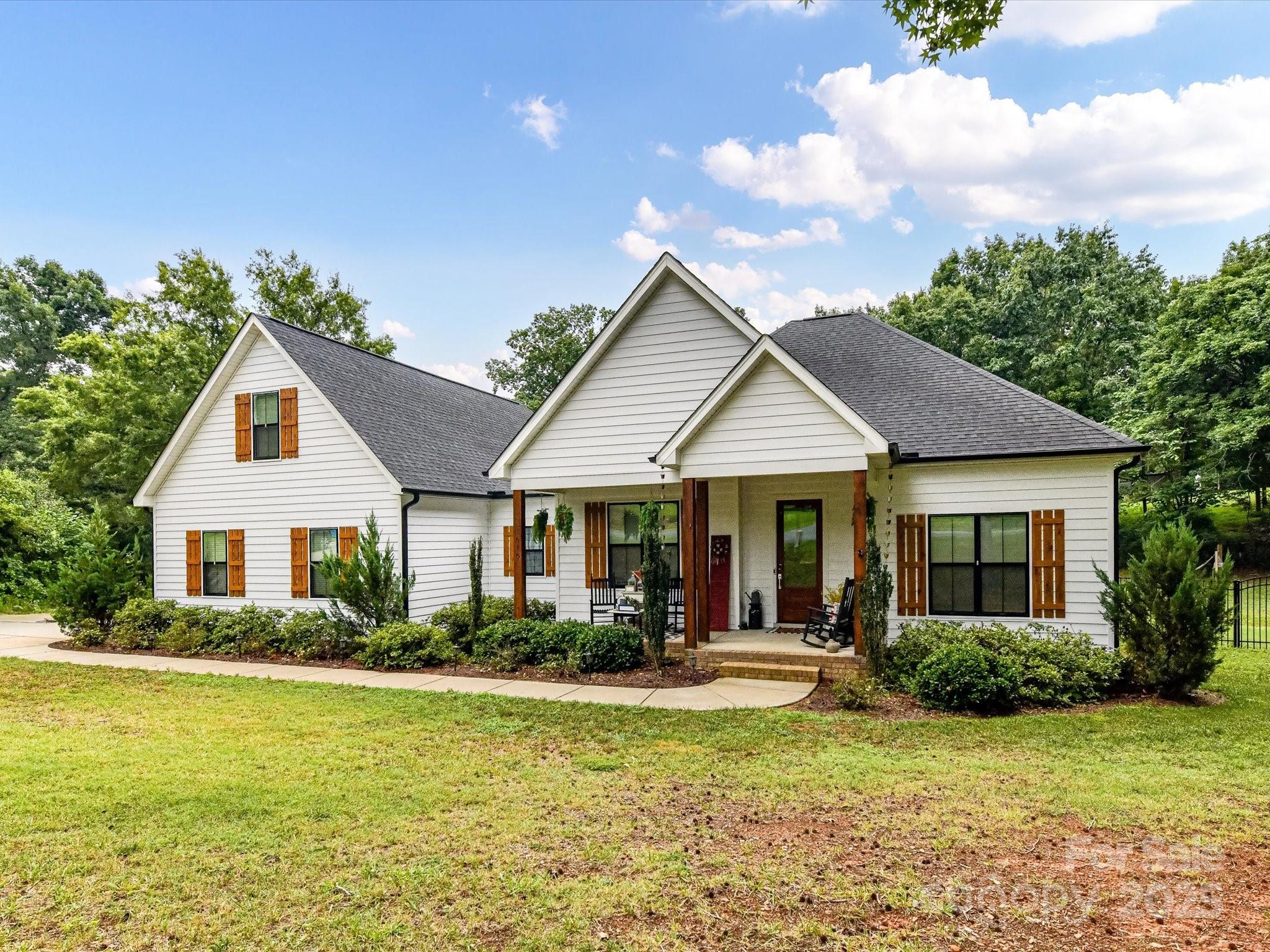 618 Deese Road
