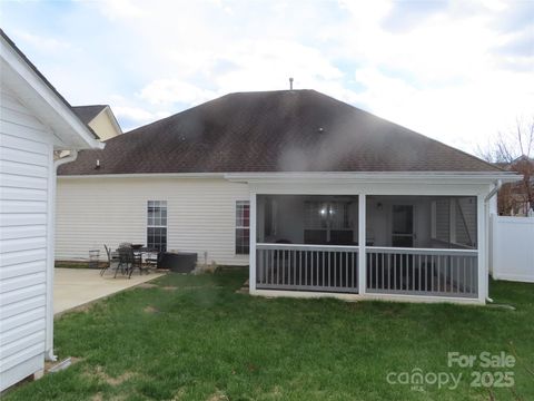 A home in Huntersville