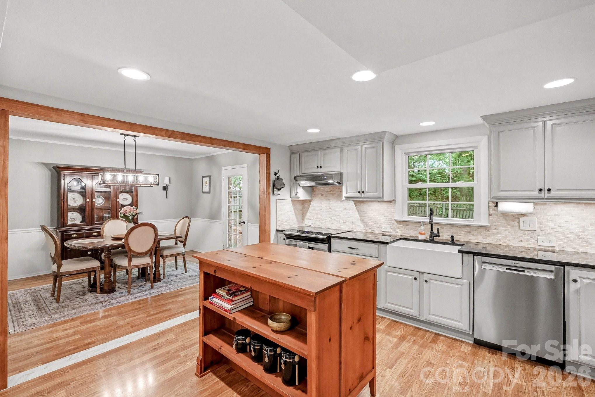 Sardis Forest - Residential