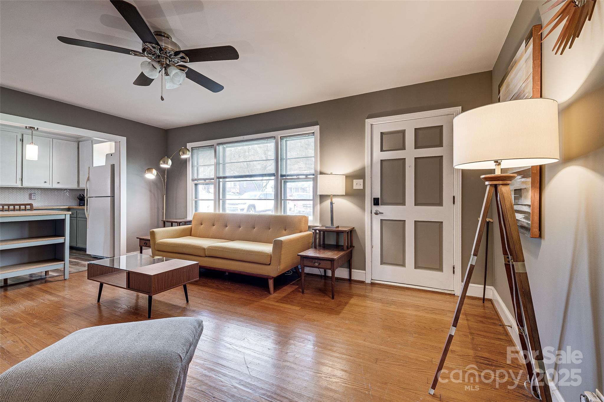 Conover, North Carolina 28613, United States, 3 Bedrooms Bedrooms, ,1 BathroomBathrooms,Residential,Under Contract,105890