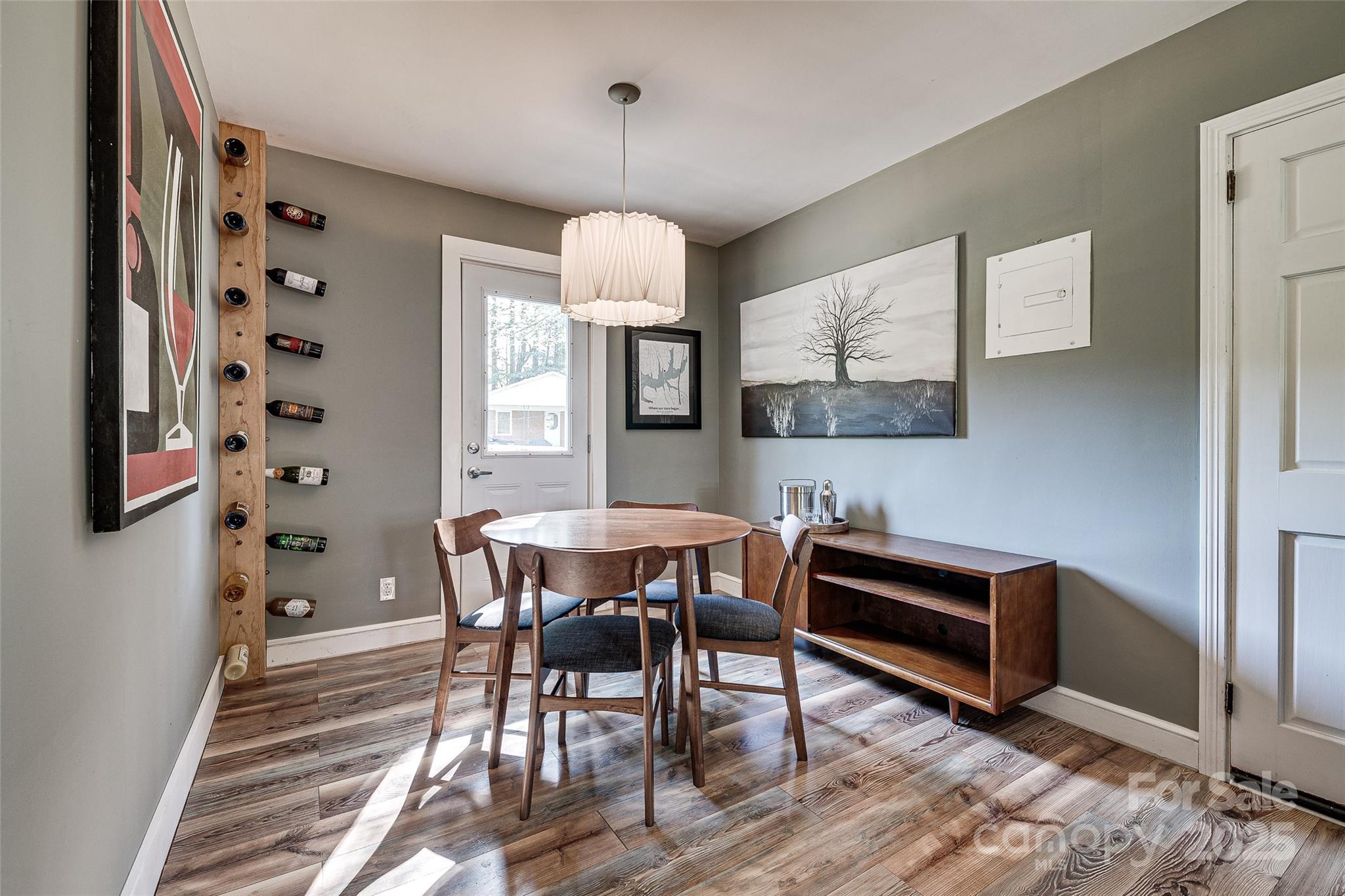 Conover, North Carolina 28613, United States, 3 Bedrooms Bedrooms, ,1 BathroomBathrooms,Residential,Under Contract,105890