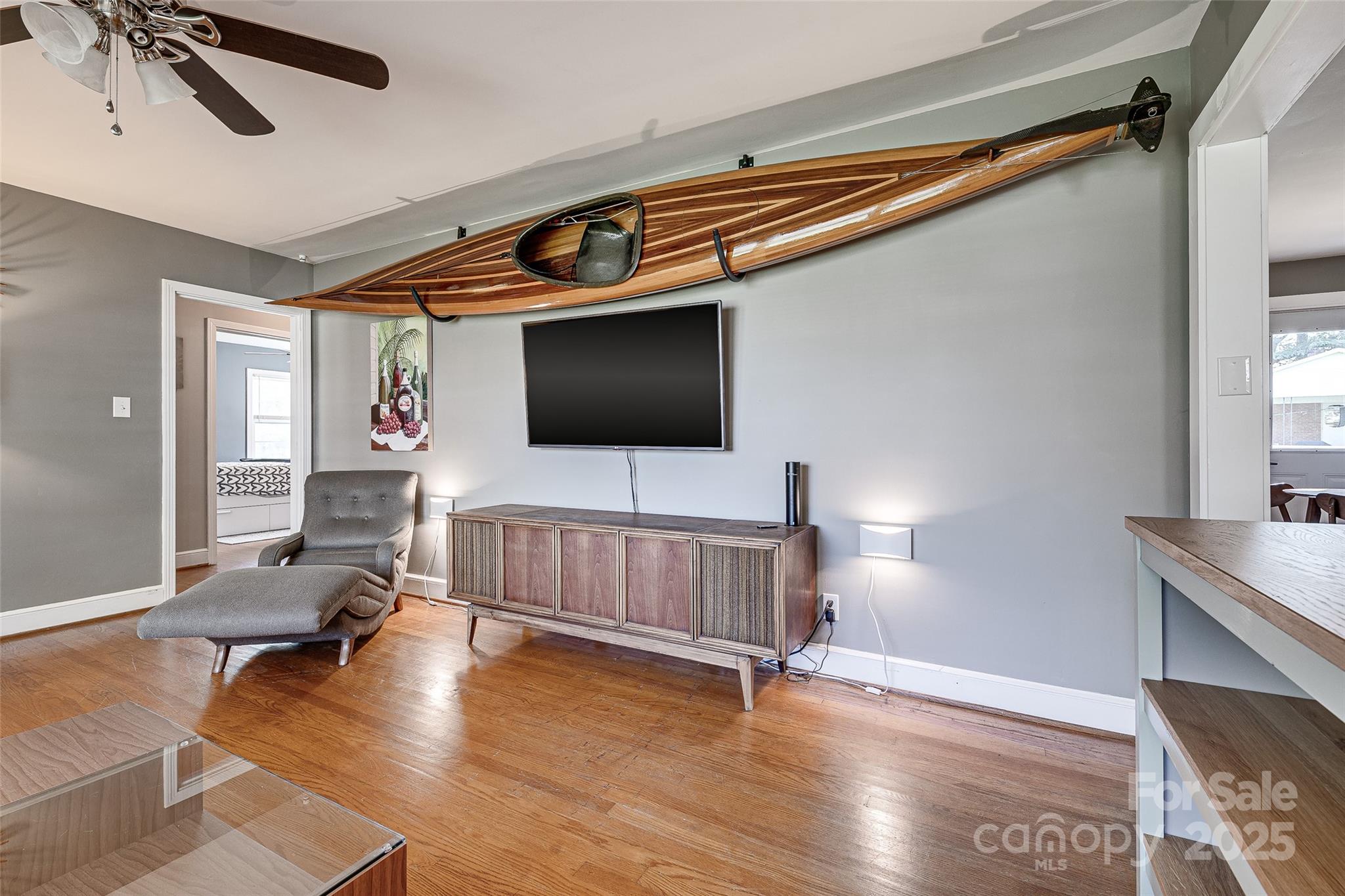 Conover, North Carolina 28613, United States, 3 Bedrooms Bedrooms, ,1 BathroomBathrooms,Residential,Under Contract,105890