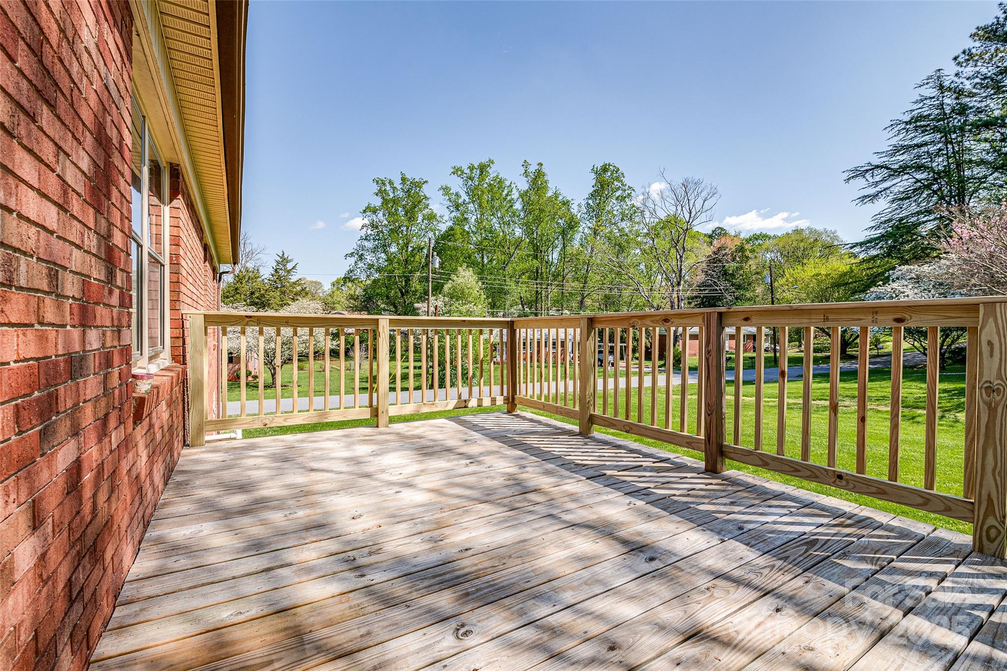 Conover, North Carolina 28613, United States, 3 Bedrooms Bedrooms, ,1 BathroomBathrooms,Residential,Under Contract,105890