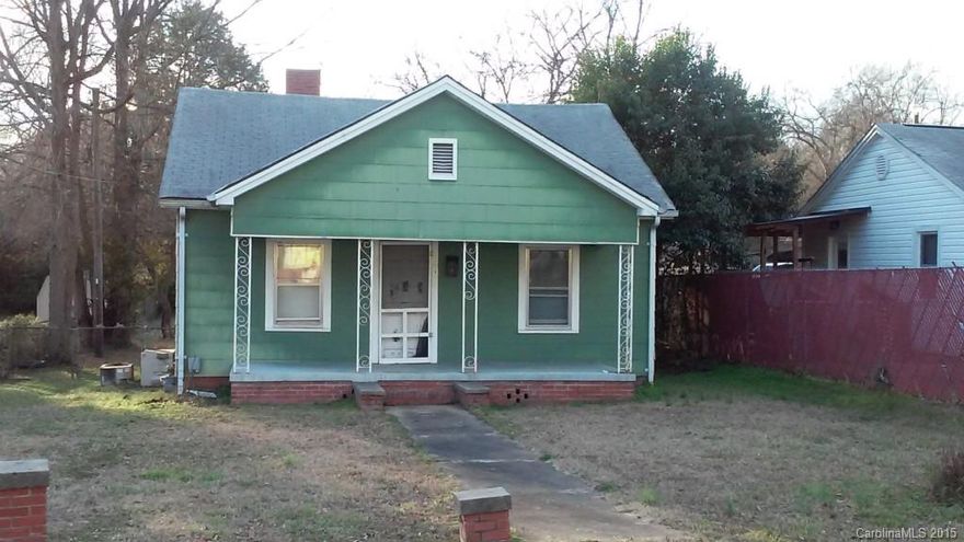 Two Bedroom and 1 bath. Investors wanted!!! Great deal on Two properties, in the same location. Addresses 106 Nellas & 120 Nellas. Both for $30K