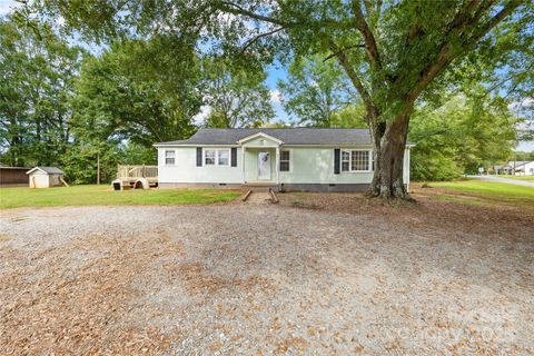 Photo of 1214 Maple Springs Ch Road, Shelby, NC 28152 (MLS # 4310786)
