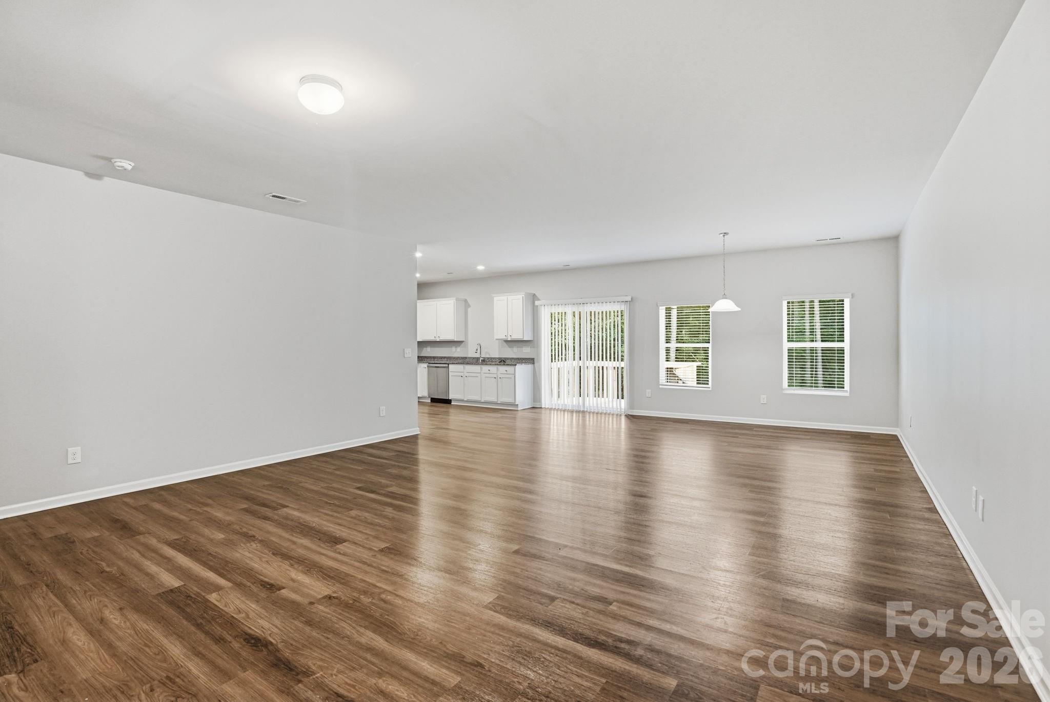 8175 Long Island Road
