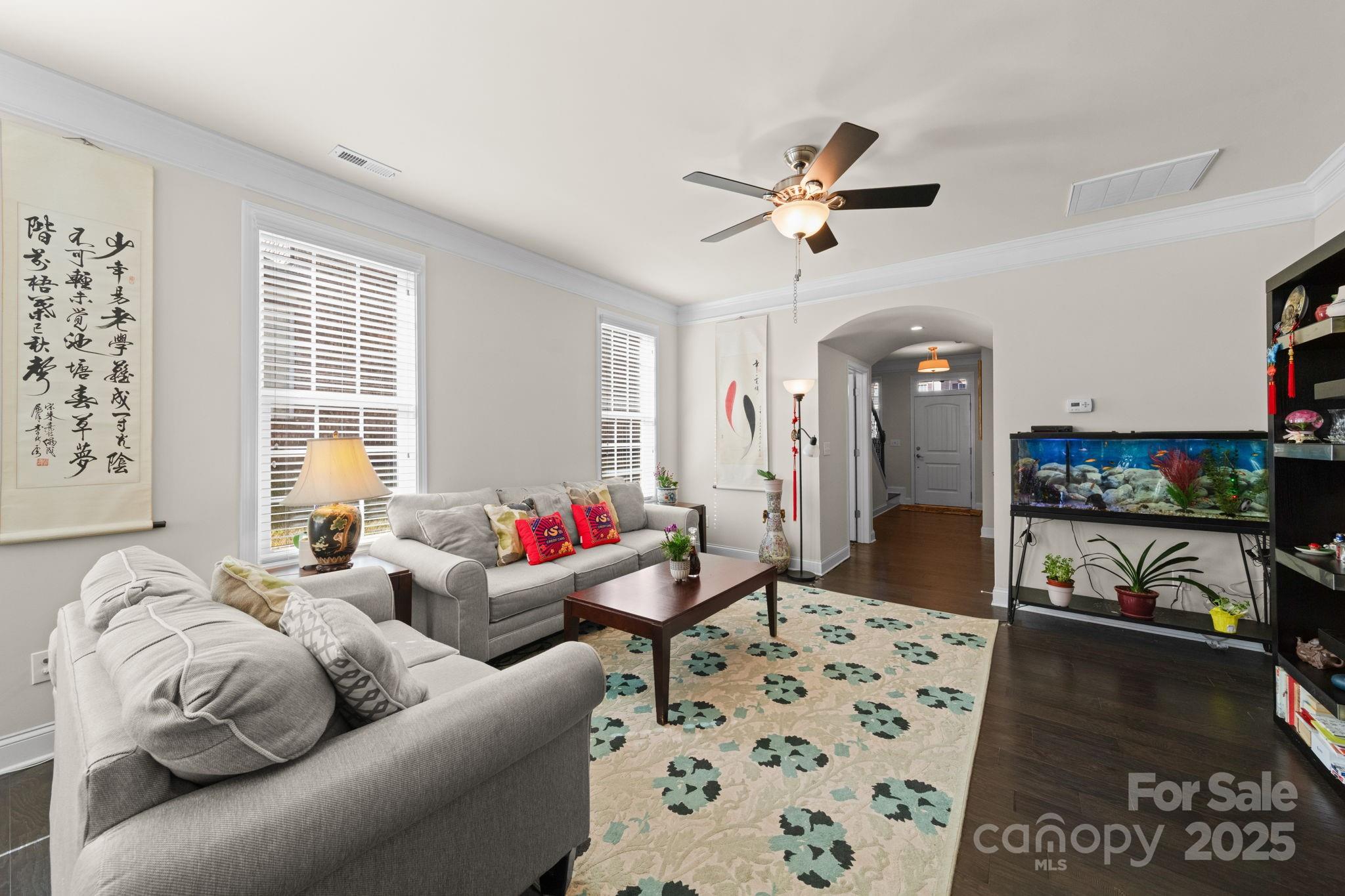 2251 EVERSHAM Drive NW