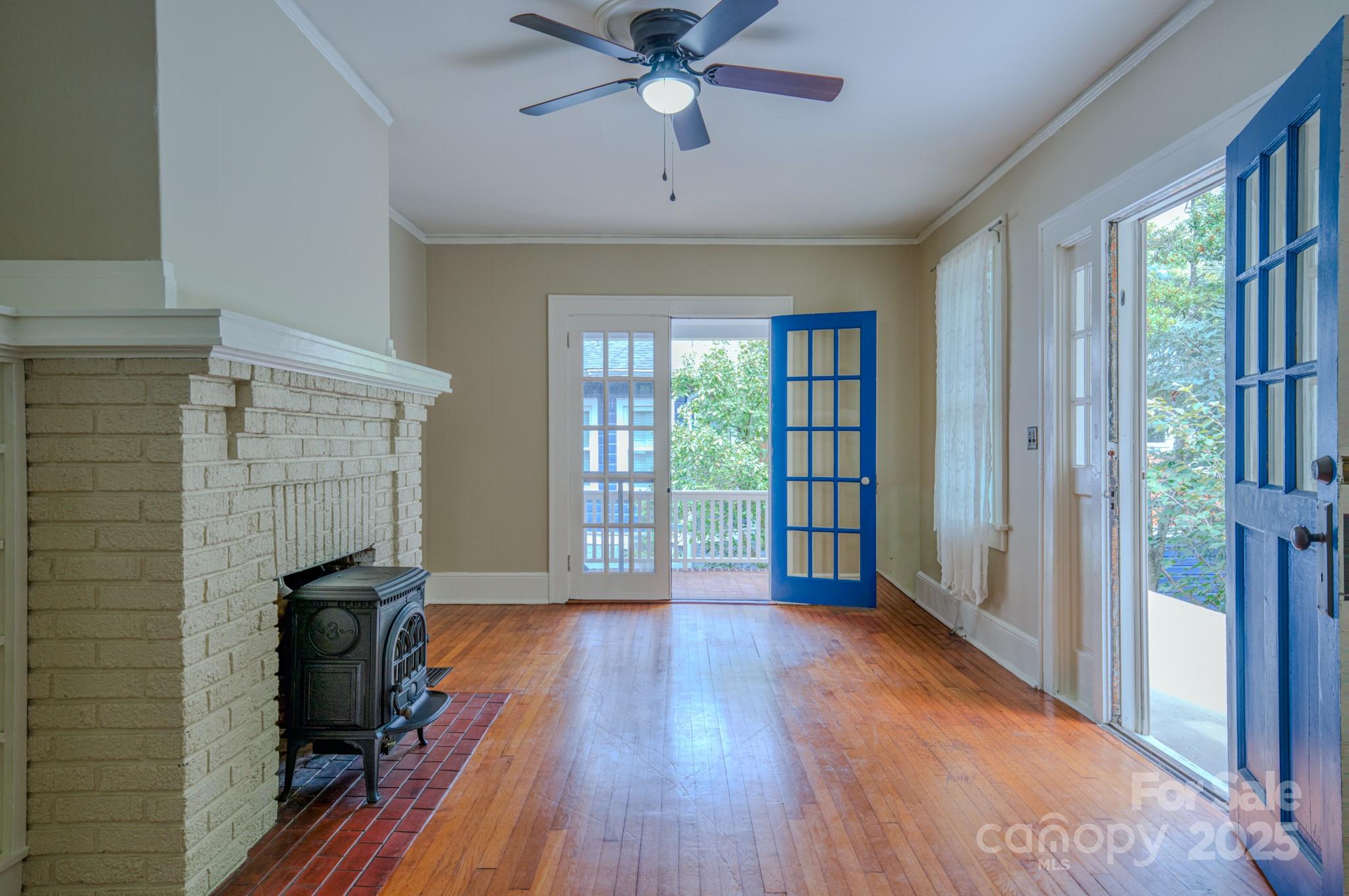 5 Camden Avenue