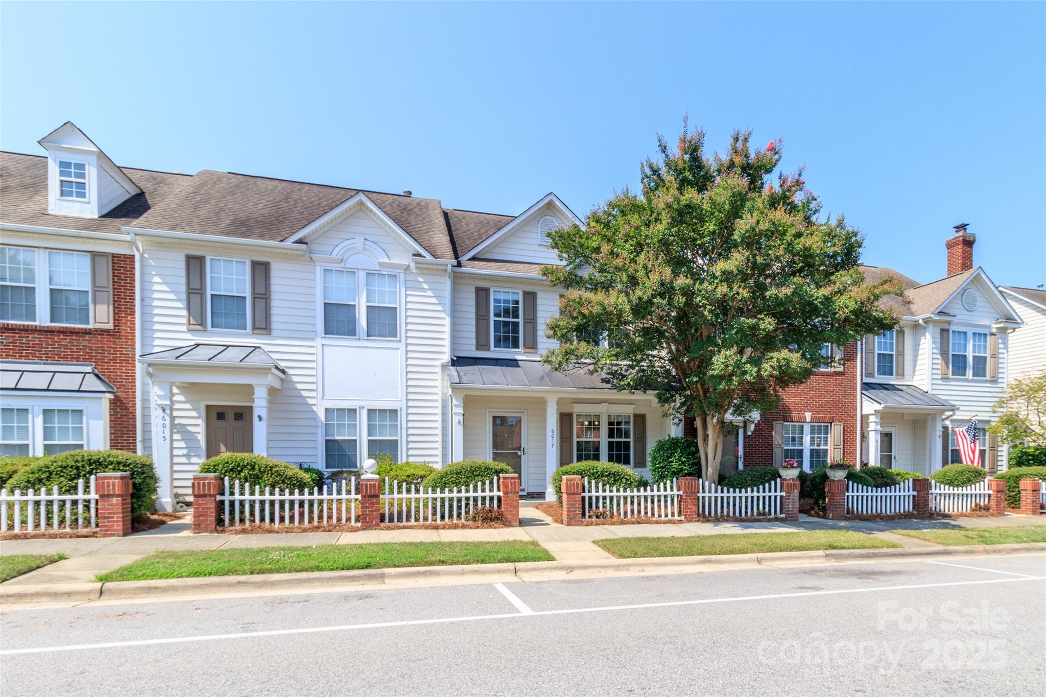 6017 Creft Circle