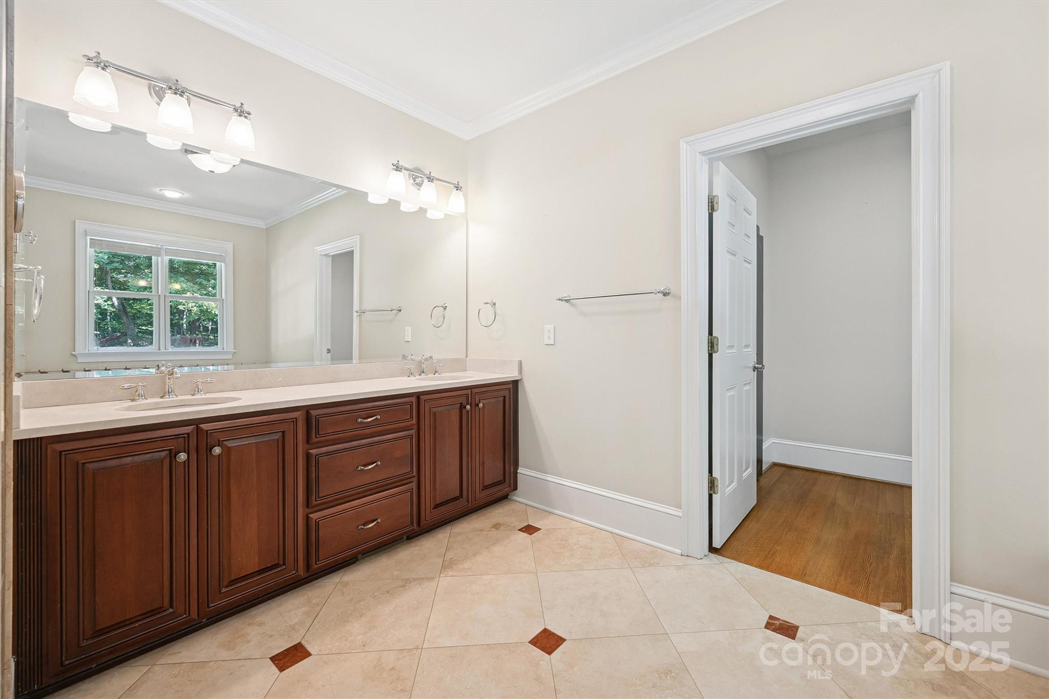 Ridgebrook Crossing - Residential