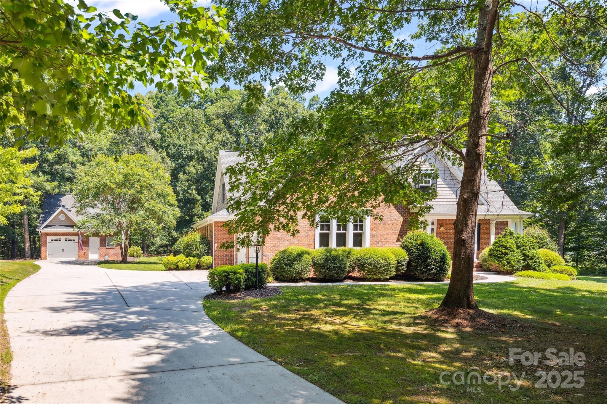 Ridgebrook Crossing - Residential