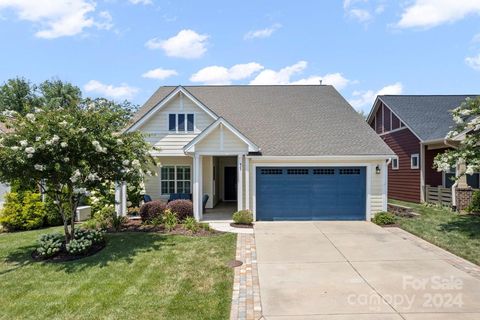 467 Granite Lake Court Denver NC 28037