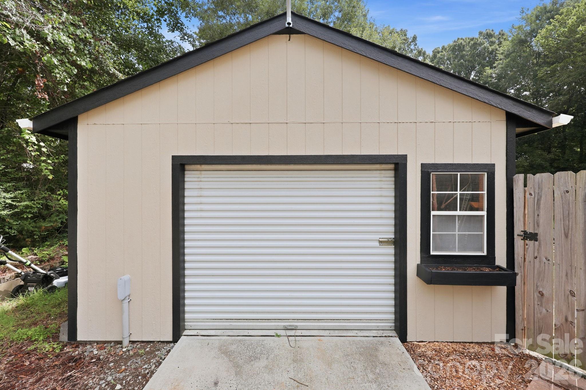 111 Linda Avenue